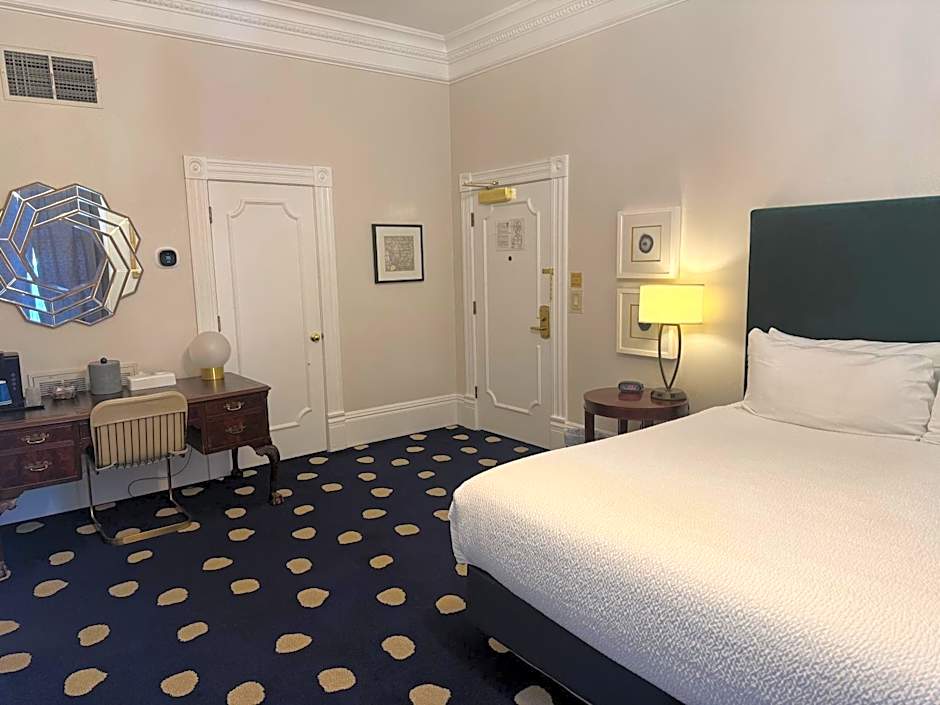 The Sterling Hotel
