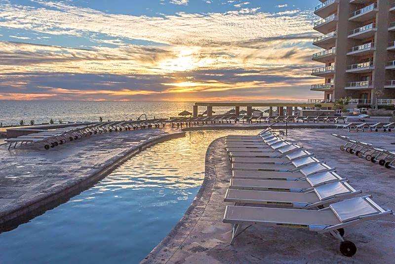 2 BR CONDO LAS PALOMAS SANDY BEACH