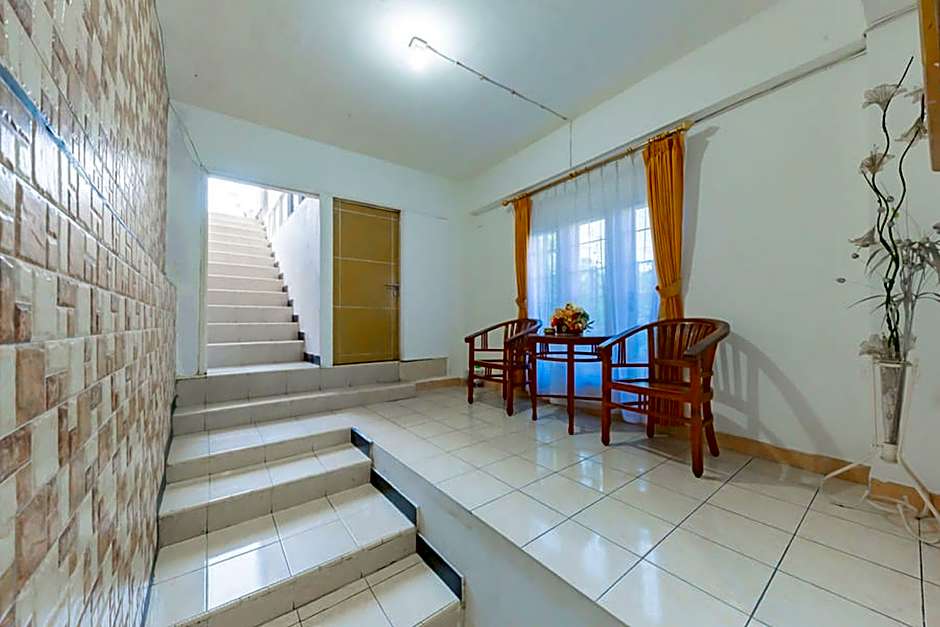 RedDoorz Syariah near Taman Bekapai 2