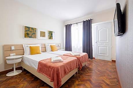 Twin Room with Private Bathroom