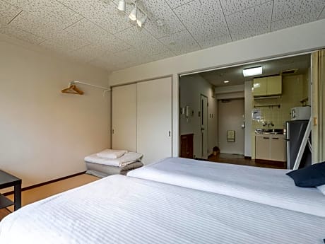 Triple Room - Non-Smoking