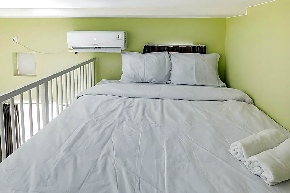 RedDoorz Syariah near Suncity Mall Sidoarjo