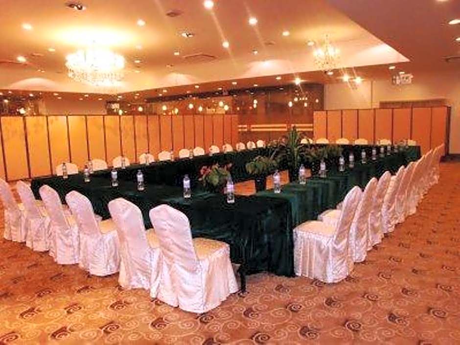 ibis Zhongshan Huangpu