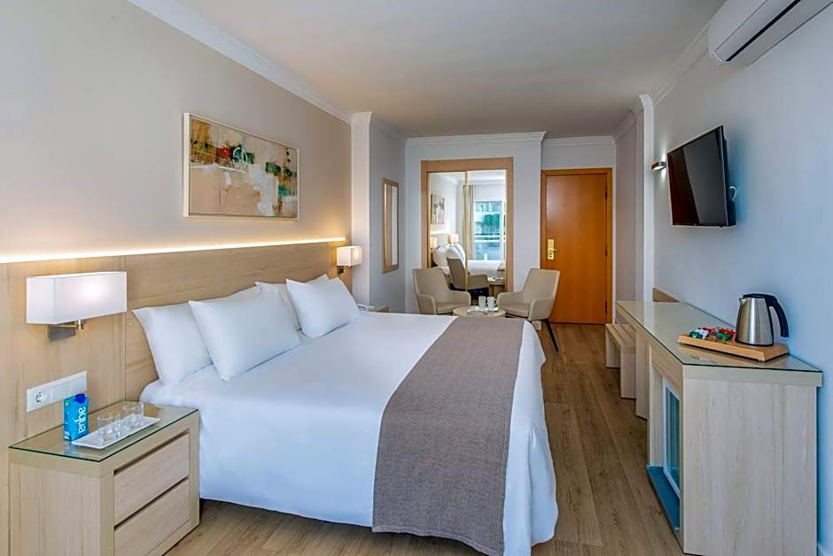 Hotel Las Arenas, Affiliated by Melia