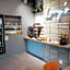 Levy's Rooms & Breakfast