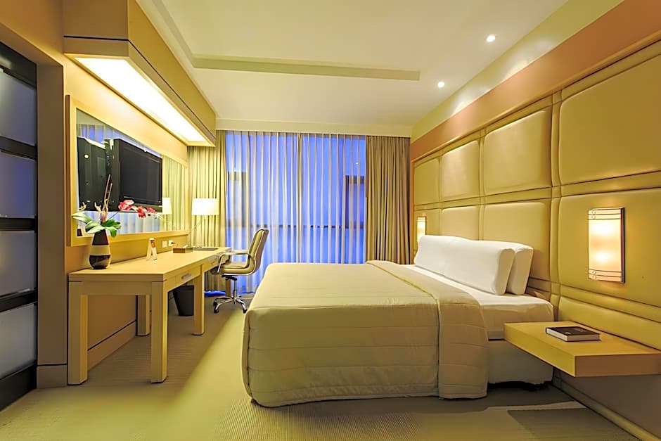 Cebu Parklane International Hotel