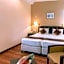 Devon Hotel