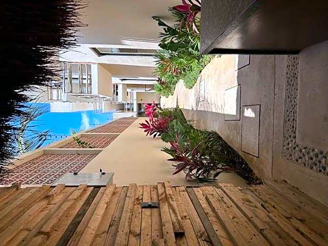 Studio w/Plunge Pool & Kitchen