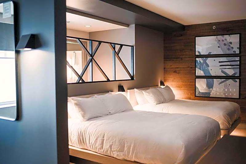 CityFlatsHotel - Port Huron, an Ascend Collection Hotel