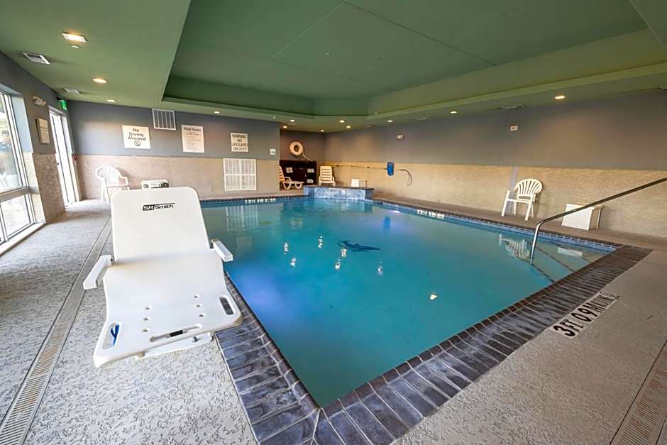 Holiday Inn Express & Suites Garland SW - NE Dallas Area By IHG