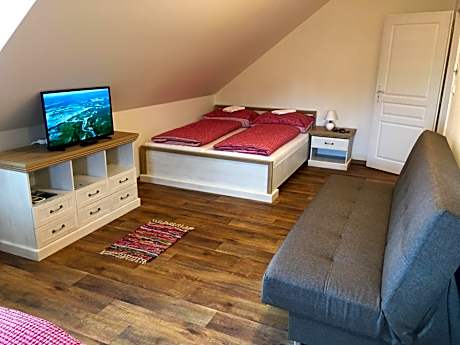 Deluxe Quadruple Room