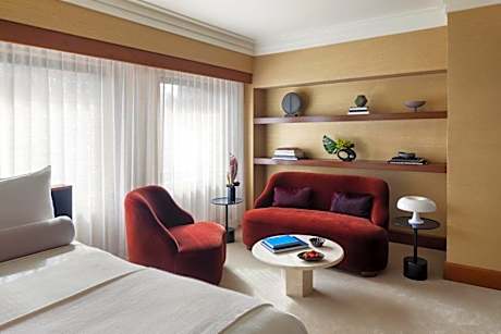 Deluxe Junior Suite King