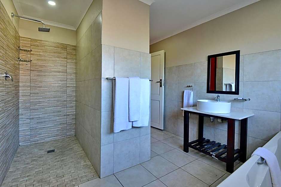 Seasons Golf, Leisure & Spa
