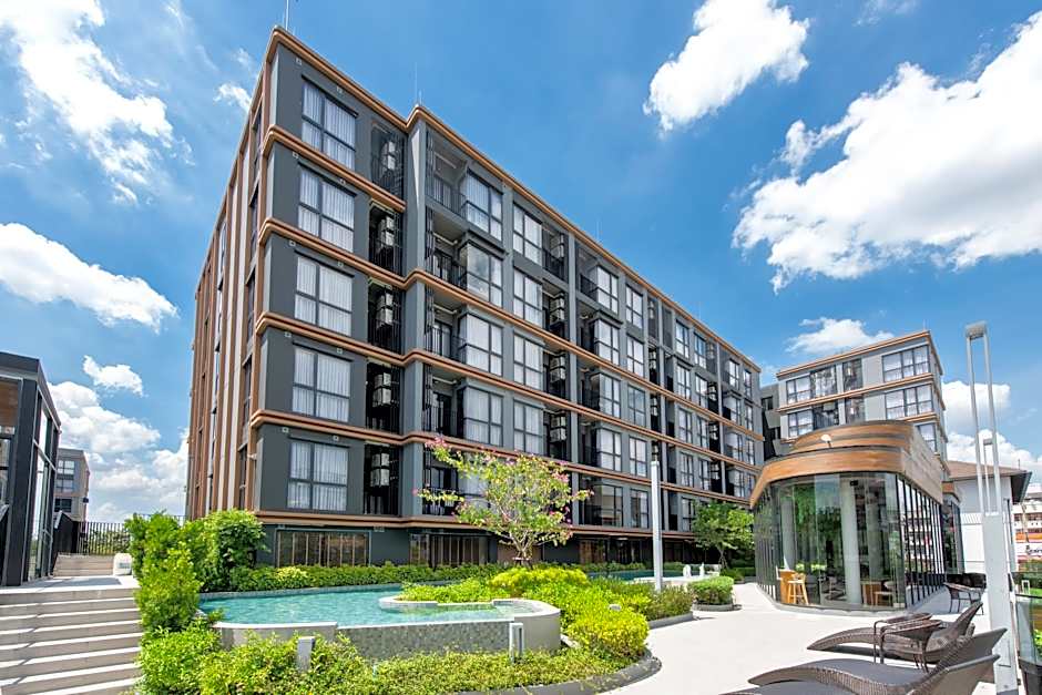 Salaya One Hotel & Service Apartment