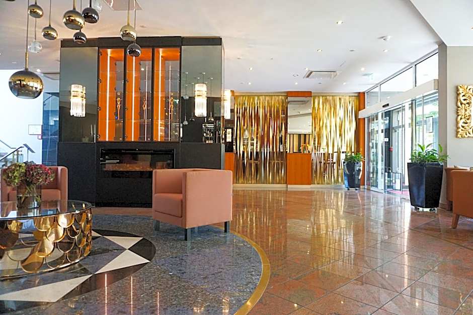 Best Western Plus Delta Park Hotel