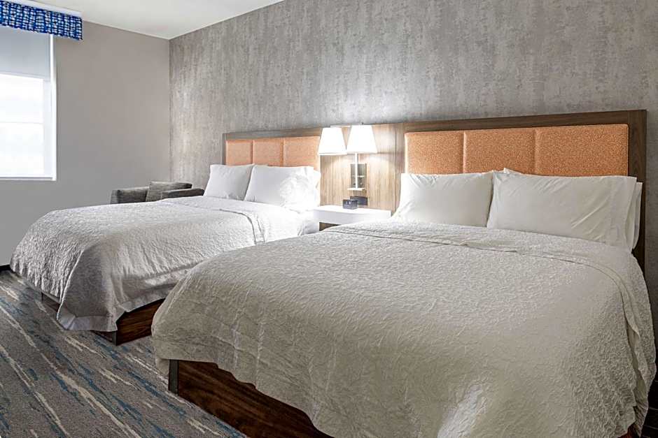 Hampton Inn By Hilton Knoxville-West At Cedar Bluff