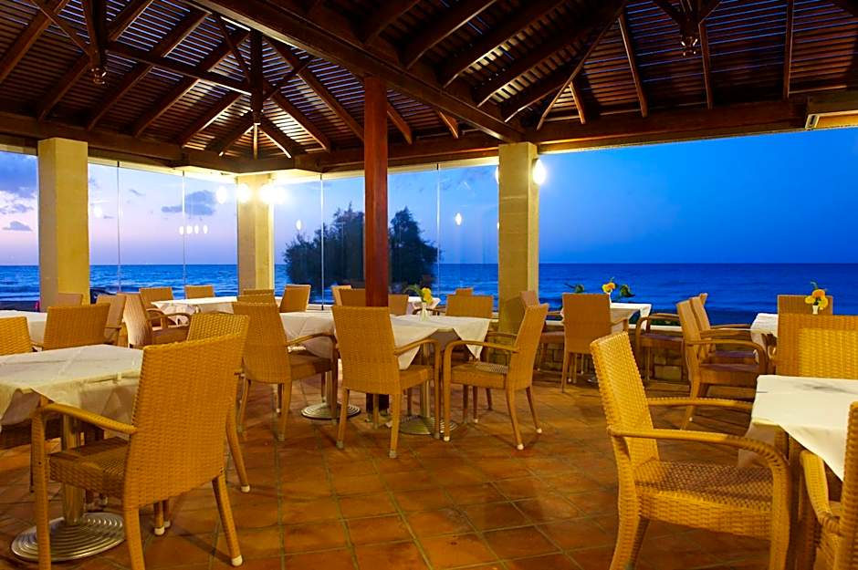 Silver Beach Hotel & Apartments