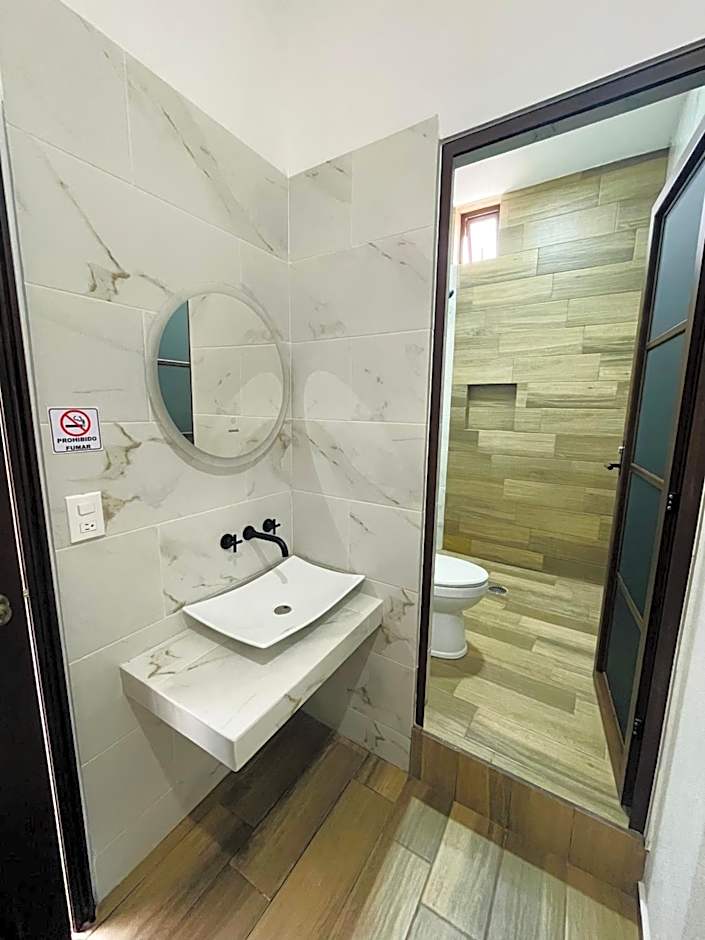 HOTEL LA GRAN MANZANA