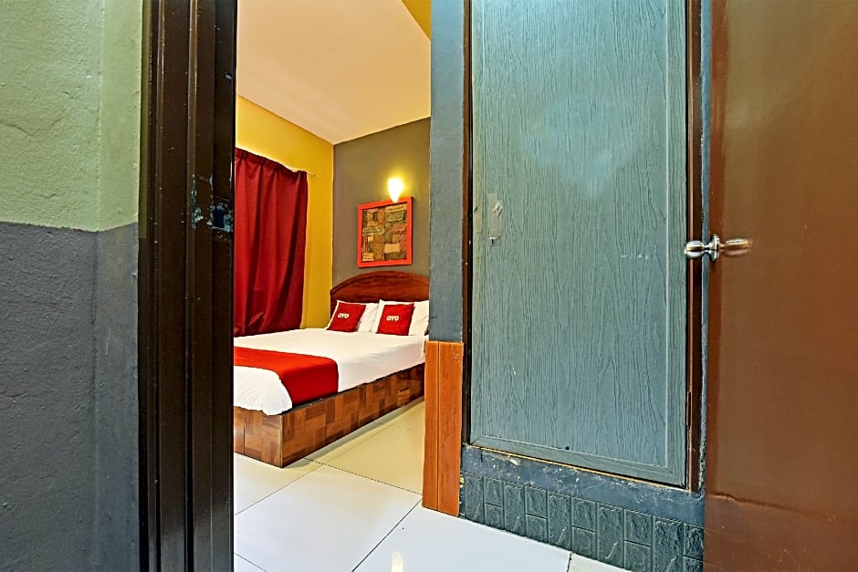 OYO 89656 Melati Hotel Nilai