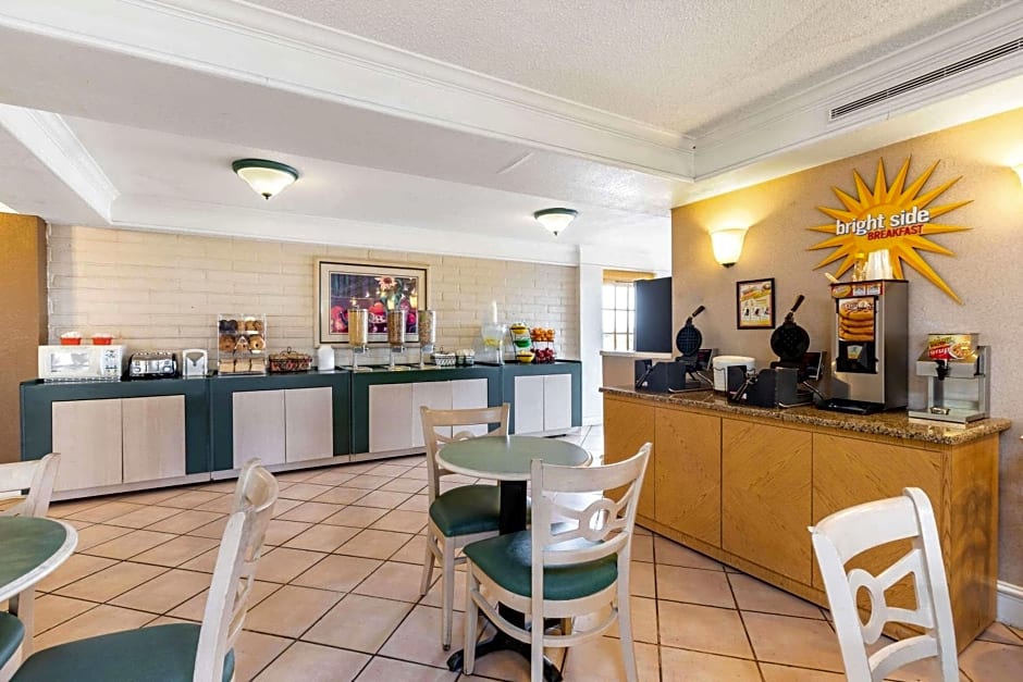 La Quinta Inn by Wyndham El Paso West