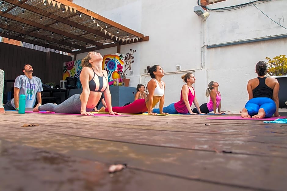 Sant Jordi Hostels Gracia