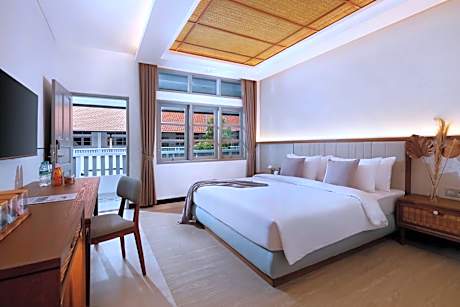 Mahata Double Bed - Second Floor