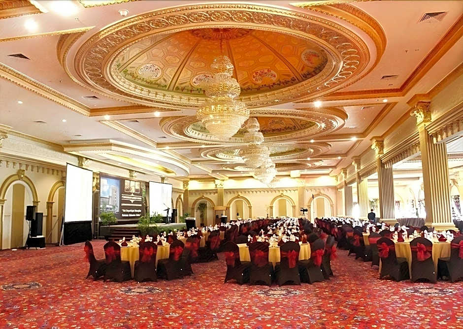 Grand Qin Hotel Syariah