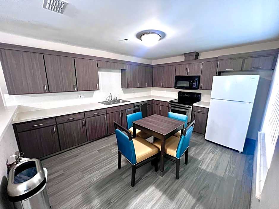 La Quinta Inn & Suites by Wyndham Pharr North McAllen