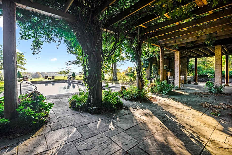 Goodstone Inn & Restaurant