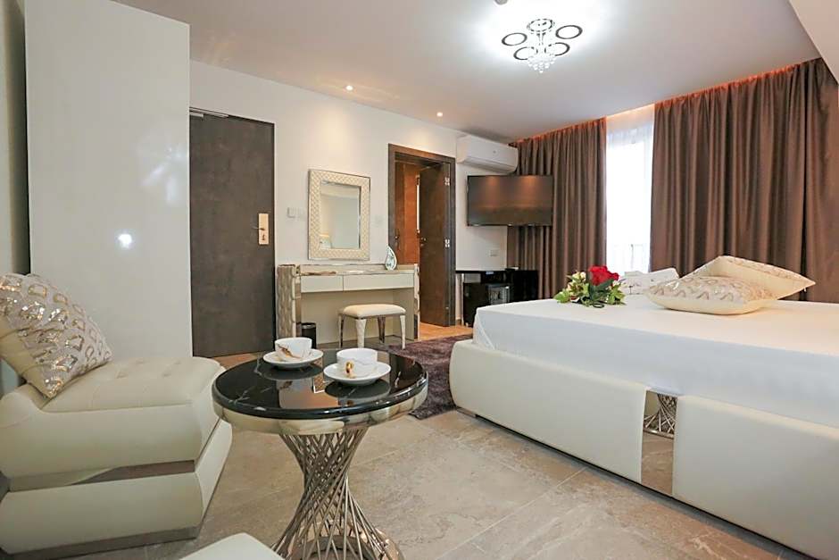 J'Me Boutique Hotel - Adults only