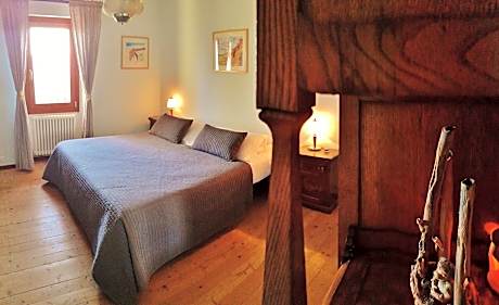 Double or Twin Room with Private External Bathroom