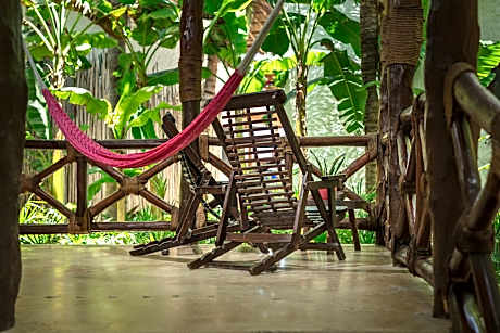 Bungalow Garden view