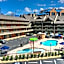 Crossroads Inn & Suites