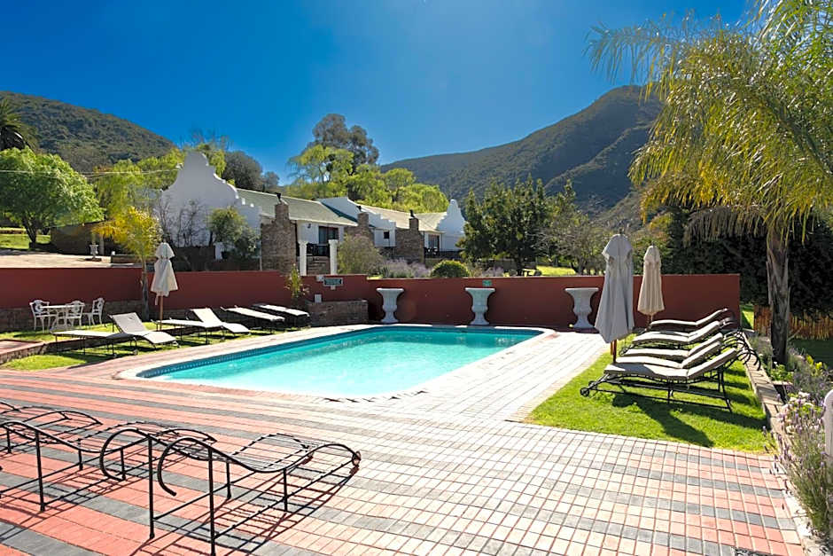 Old Mill Lodge, Seasonal Working Ostrich Farm & Restaurant, Oudtshoorn