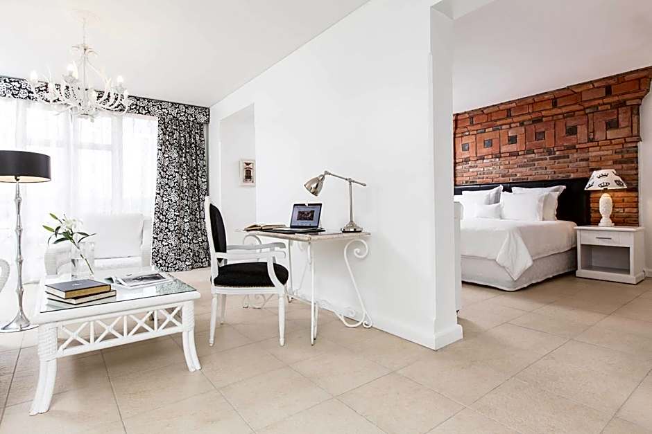 La Mision Hotel Boutique