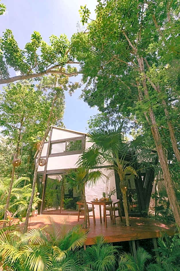 Nahouse Jungle Lodges