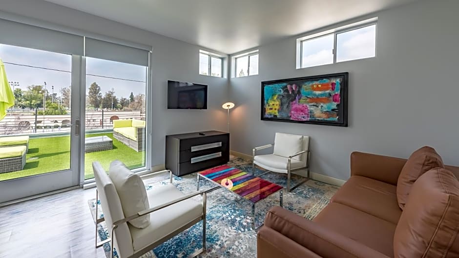 Lexen Hotel - North Hollywood Near Universal Studios