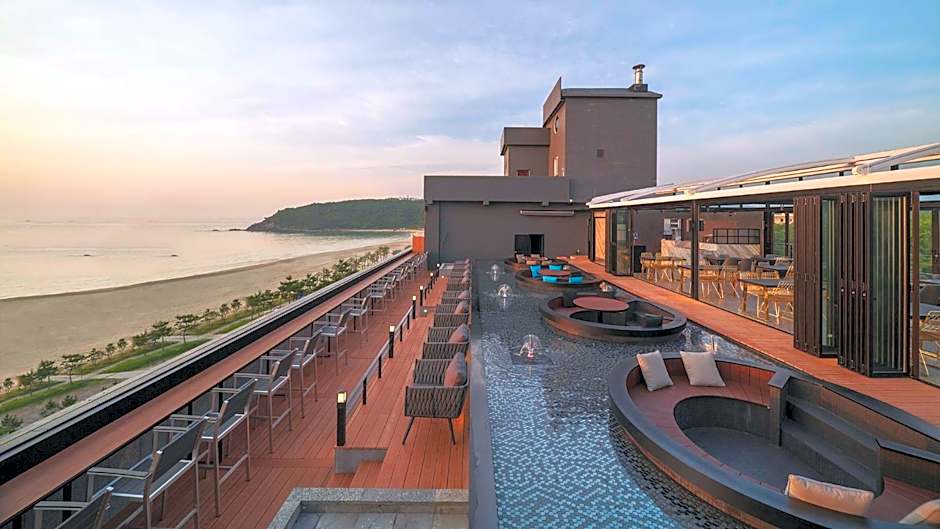 Two Y Hotel