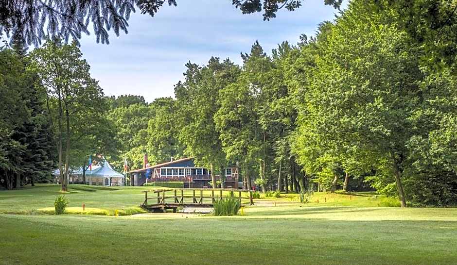 STADE LAND GOLF HOTEL Tiny Häuser