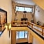 Hotel Housez 43