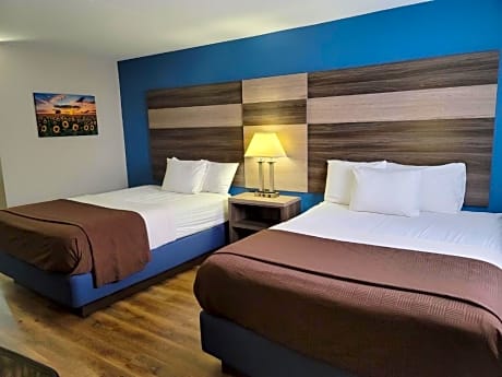 1 King Bed Suite Non-Smoking