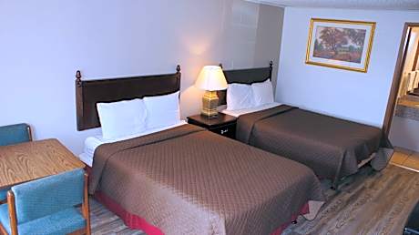 Two Double Beds Non Smoking