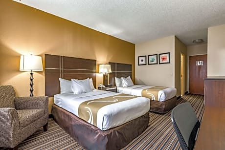 2 Double Beds, Smoking