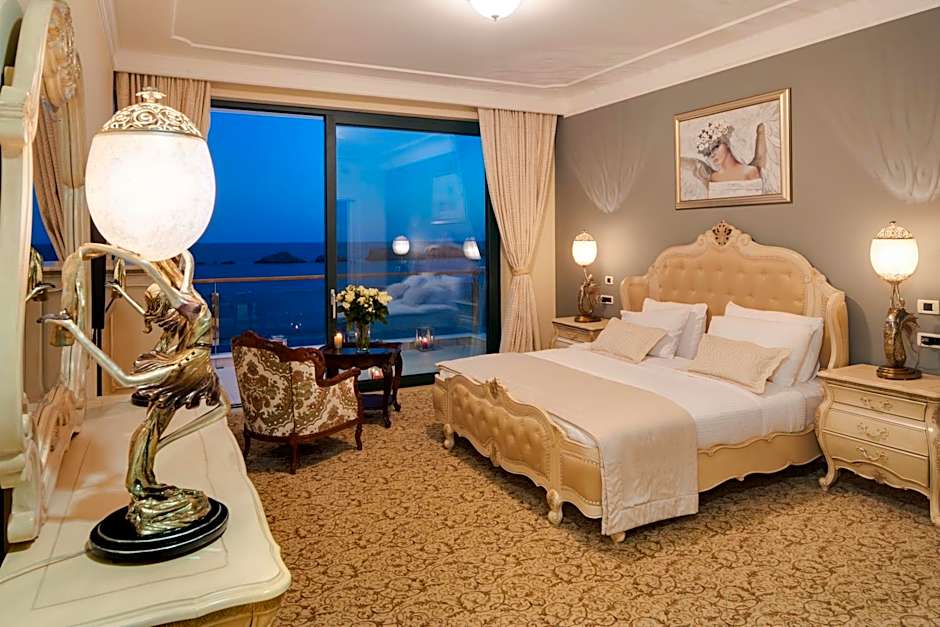 Royal Princess Hotel