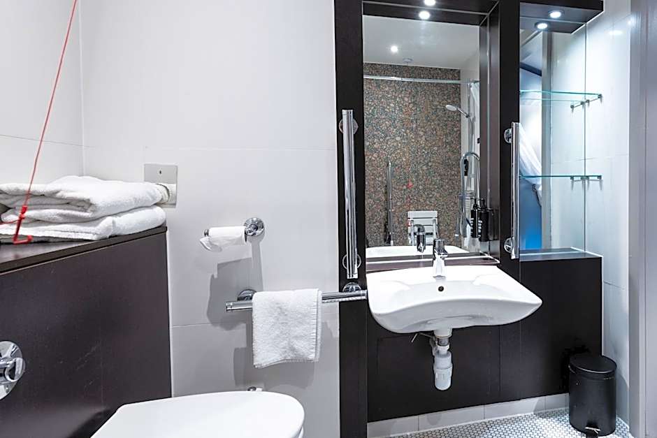 Village Hotel Warrington