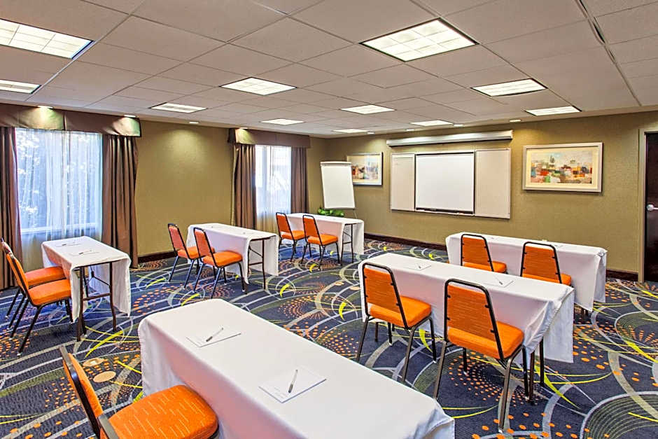 Hampton Inn By Hilton & Suites Merced