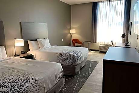 Queen Room with Two Queen Beds - Mobility Access/Non-Smoking