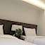 Top Star Hotel