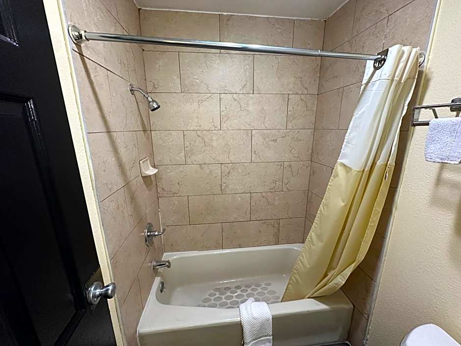 Crossroads Inn - Downtown Sacramento