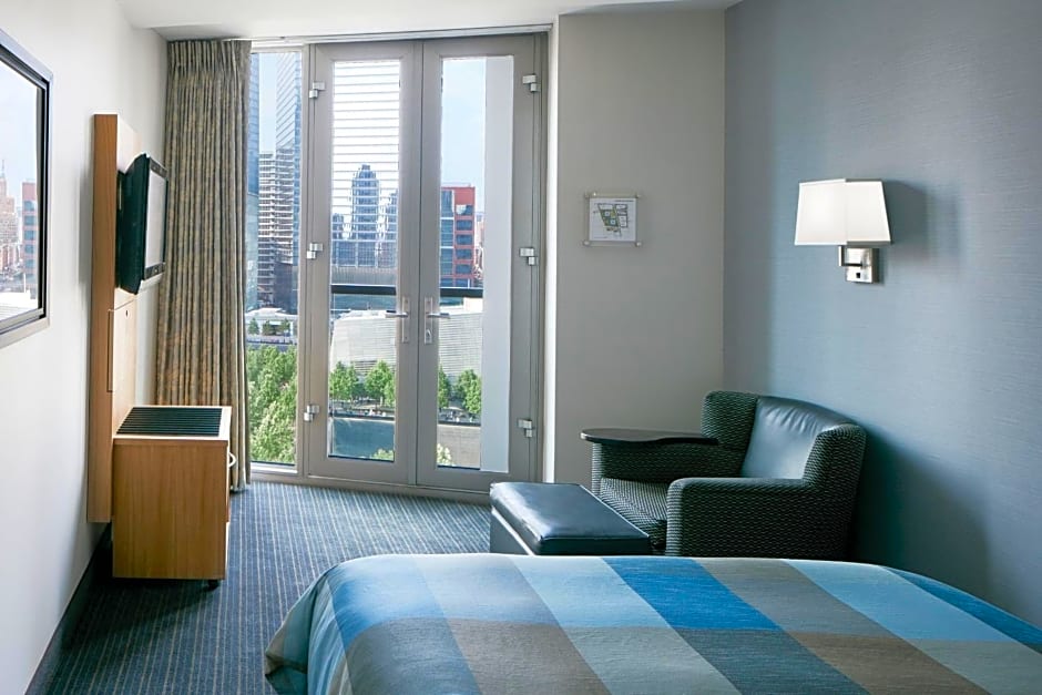 World Center Hotel
